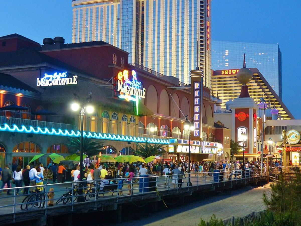 Boardwalk King Bed Retreats By Cozysuites Atlantic City Kültér fotó